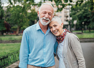 Photo of a happy couple. Link to Life Stage Gift Planner Ages 60-70 Situations.
